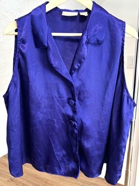 Vintage Solange purple satin sleeveless button down top, size 22/24